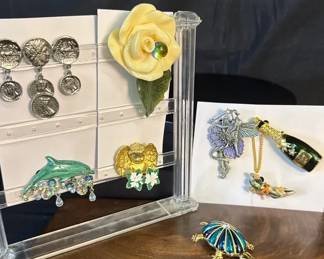 Designer Brooches Lot - Hutton Wilkinson Turtle, KJL, Kirks Folly & Graziano Pins