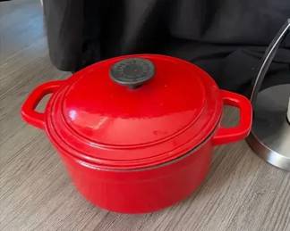Martha Stewart Enameled Cast Iron Covered Dutch Oven / Pot & Countertop Paper Towel Holder