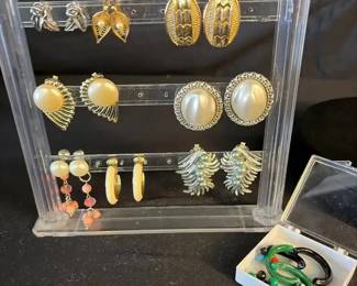 Sarah Coventry & Sara Cov Vintage Clip-On Earrings with Interchangeable Set