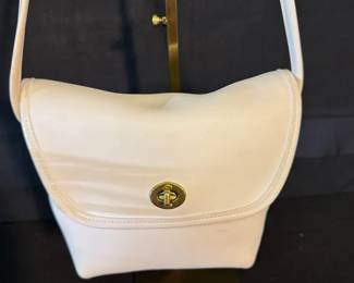 Vintage Coach Leather Quincey Bag - Style 9919