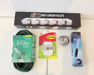 159 HomeAccessoryLotwithMopHolderPowerCordBrush