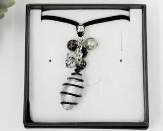 106 MuranoGlassSilverSwirlPendantNecklace