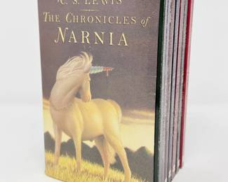 104 CSLewisTheChroniclesofNarniaBoxedPaperbackSet
