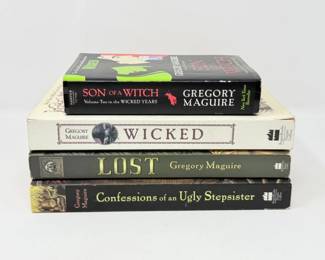109 GregoryMaguire4BookPaperbackSet