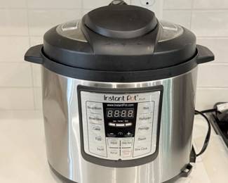 75 InstantPotIPLUX60V36QTElectricPressureCooker