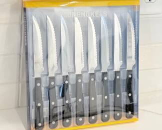 87 HenckelsEversharpSteakKnifeSet