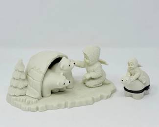 183 Department56PolarBearIglooSceneFigurineSet
