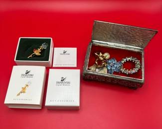 Gorgeous Brooch Lot