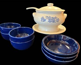 Vtg Pfaltzgraff Yorktowne Soup Tureen 7 Fiesta Bowls