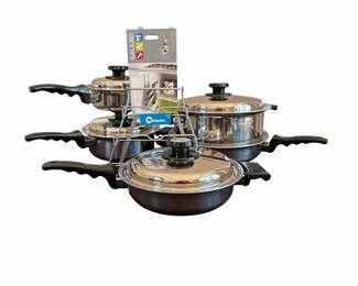 5 Americraft Pots Pans, 4 Lids Lid Holder