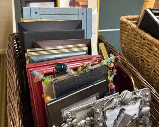 Mixed picture frames