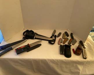 Knightly Knives Lot