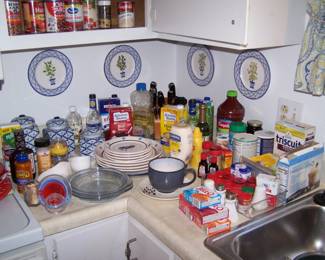 KITCHEN ITEMS