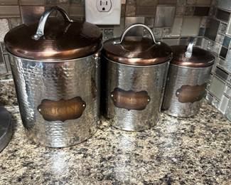 Nice canister set