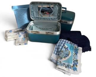 Vintage Blue Hand Towels, Butterfly Bathroom Set, Wastebasket, Travel Cases