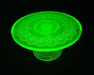 03 Mosser Glass Uranium Glow Glass Pedestal Cake Stand Queens Pattern