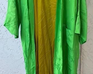 Vintage Sakowitz Silk Kimono Robe, Made in British Hong Kong, Sz M