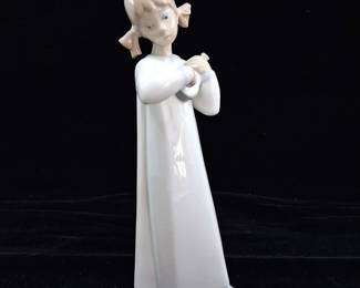  05 Lladro Statue