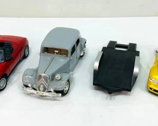 Diecast Model Cars and Car Trailer
