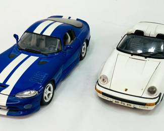 Diecast Scale Model Coupe and Convertible Cars