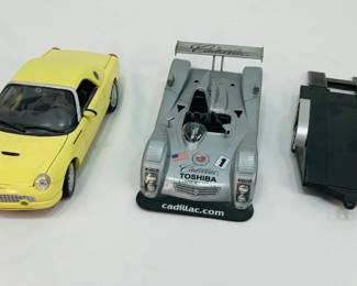 Diecast Scale Model Cars and Flatbed Trailer