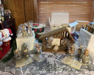 Hummel Nativity Set
