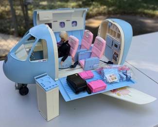 VTG 1999 Barbie Jumbo Jet Ariplane with accessories 