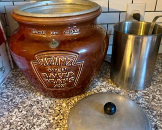 #21 vintage Heinz 57 baked beans electrified warmer, approx 13"x13", $90 text 704-607-6225 to purchase now