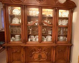 Romweber China Cabinet