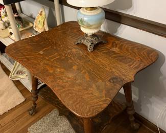 Tiger Oak Tabe