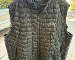 Men's North Face Puffer Vest