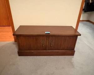 Stunning Lane Cedar Chest!