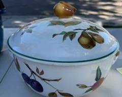 Fruit Pattern Covered Casserole