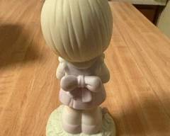 Precious Moments "Wishing You a Happy Easter" $15
