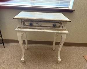 White accent table $45