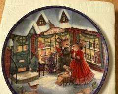 Plate – "Love Is a Gift From the Heart" $12