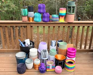 Large Lot of Modern Planters – Wavy, Rainbow and Geometric Designs A big lot of modern decorative planters in wavy, geometric, rainbow-striped and ribbed designs in purple, teal, pink, copper and pastel colors. A fun, colorful lot for plant lovers.
