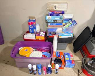 Household Supplies Lot – Foil, Ziploc and Hefty Bags, Paper Plates and Cleaners A household supply lot with Reynolds foil, food-service foil sheets, a plastic film roll, Ziploc and Hefty bags, paper plates and cups and cleaning sprays. A practical bulk kitchen and cleaning supply lot.