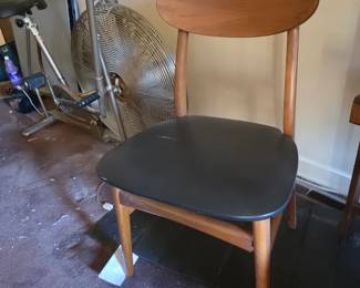 ABSOLUTE ESTATE SALES - Pikesville MCM/Asian Art & Decor/Classic Rock Vinyl & More Estate Sale, photo 5 of 40