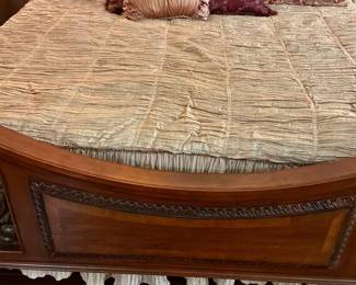 Light texture color bedspread with vertical pleated details