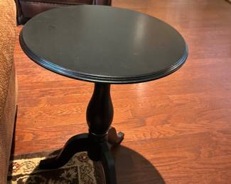Black wooden pedestal accent table