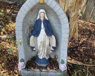 Virgin Mary statue 