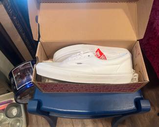 Brand new Vans sneakers 