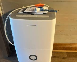 Dehumidifier 