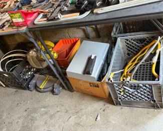 Miscellaneous Metal tools parts unknown