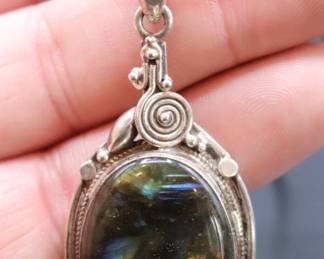 17" Sterling Silver Spiral Scroll Design Labradorite Pendant Necklace