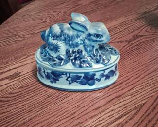 Jingdezhen Blue and White Porcelain Rabbit Trinket Box