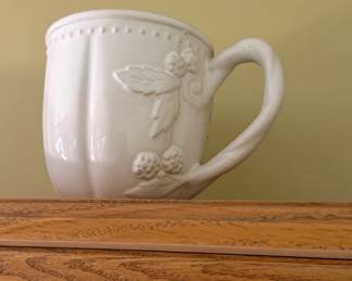 Pfaltzgraff Village pattern mug