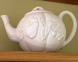Johnson Brothers Fruit Sampler Teapot