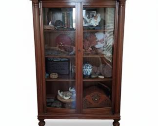 Victorian Era QuarterSawn Oak Curio Cabinet